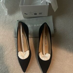 Manolo Blahnik BB 3” black suede pointy toe heel